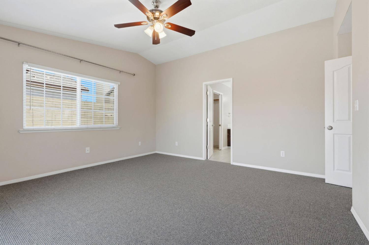 702 Montecito Court Lemoore, CA 93245 - Photo 35 of 50