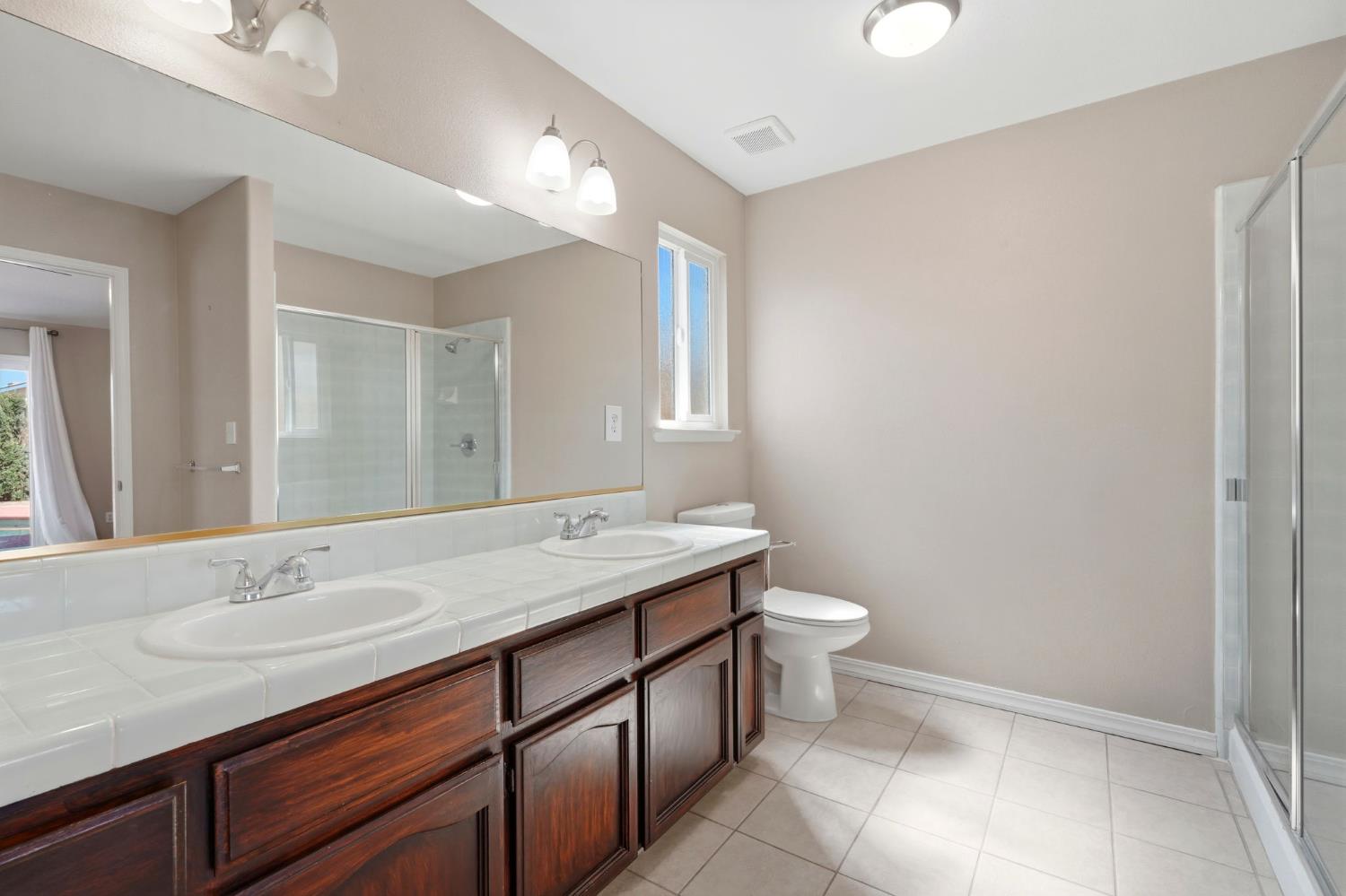 702 Montecito Court Lemoore, CA 93245 - Photo 38 of 50