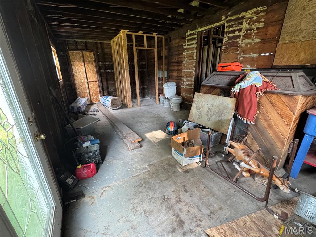 603 East Chestnut Street Gillespie, IL 62033 - Photo 9 of 12