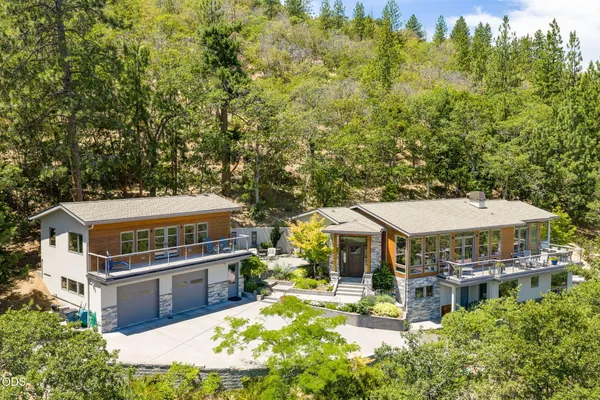 $1,700,000 | 225 Grandview Drive, Ashland, OR 97520