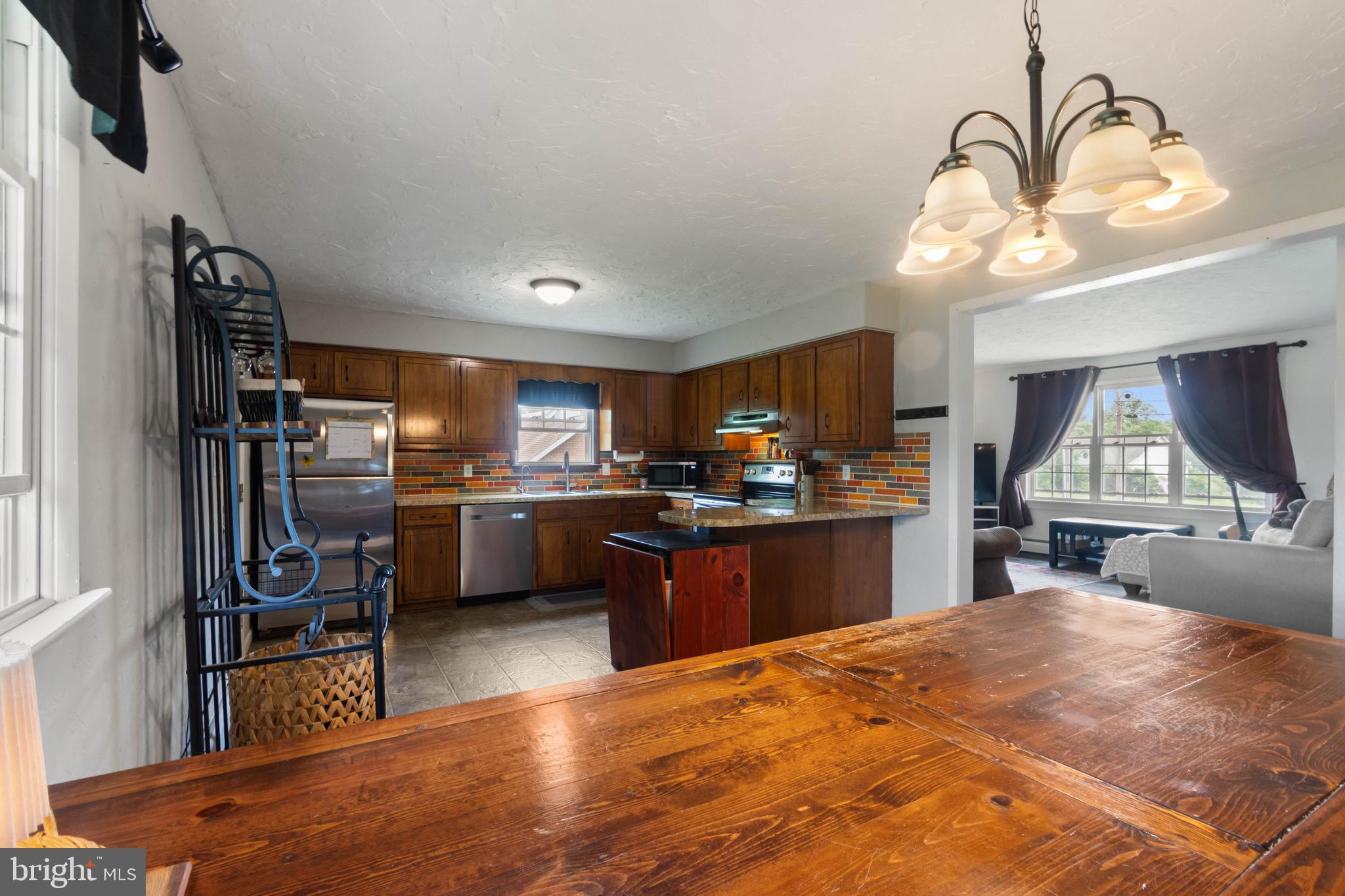 185 Pine Grove Road Hanover, PA 17331 - Photo 8 of 37