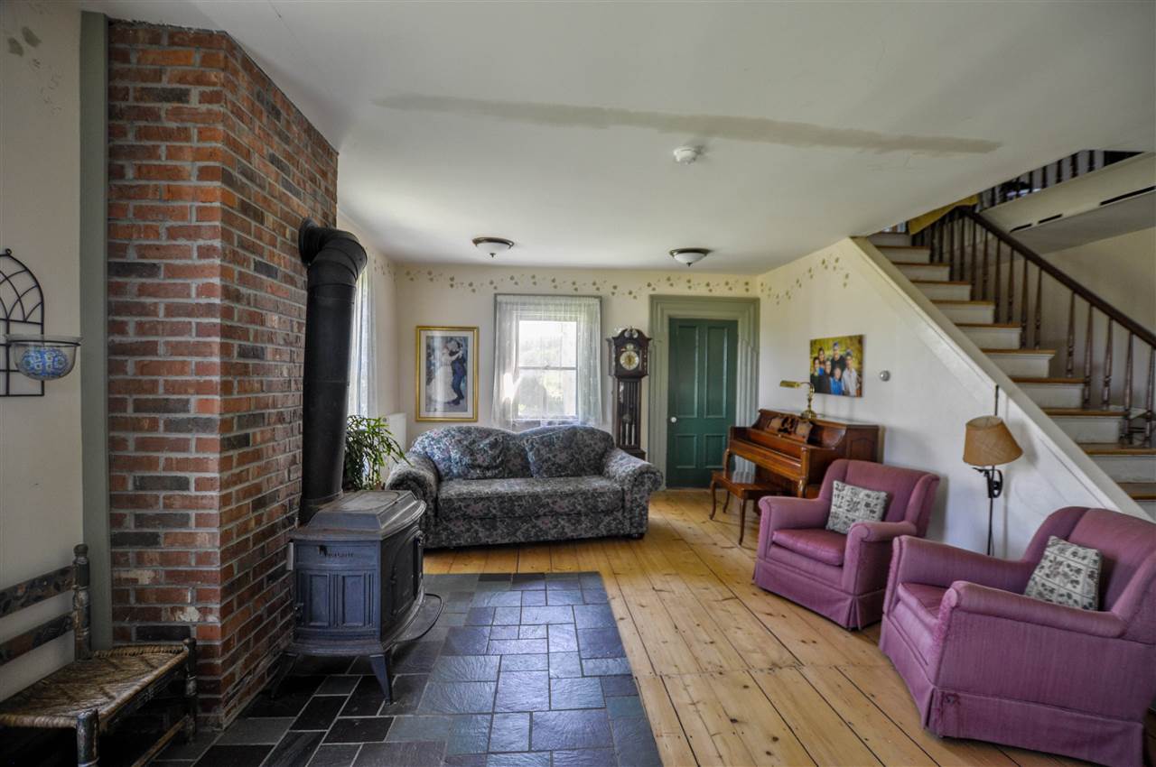 36 Wing Road Ferrisburgh, VT 05456 - Photo 6 of 26 Gallery Image 6