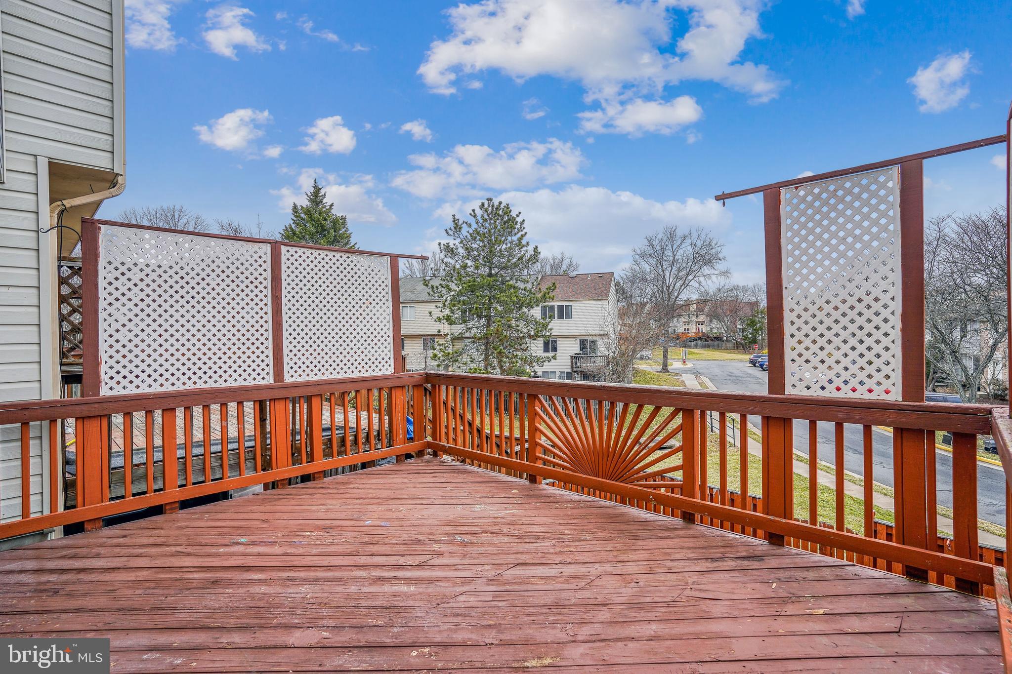 6377 Generals Court Centreville, VA 20121 - Photo 31 of 32 a view of a balcony