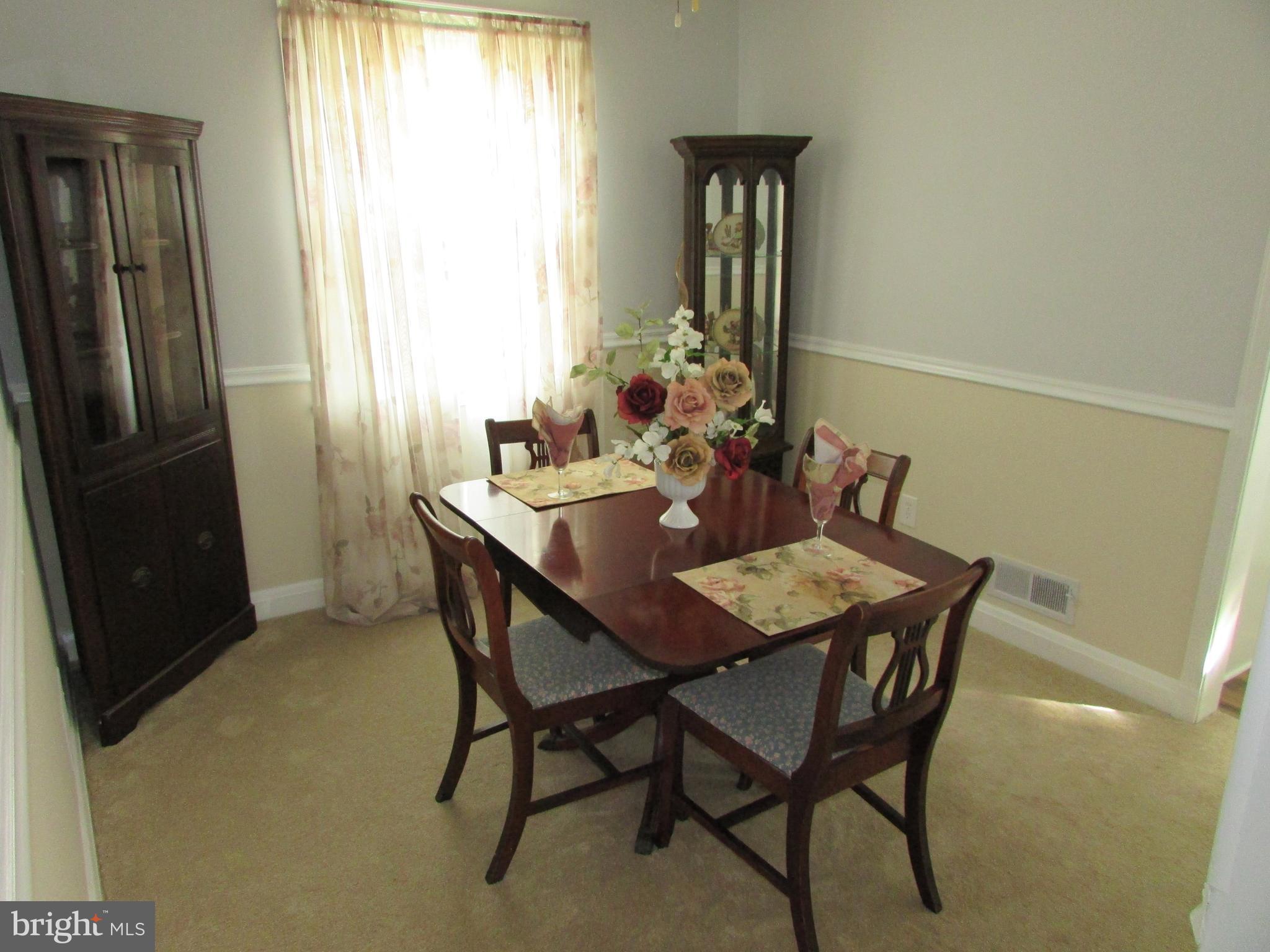 3413 Gaither Road Baltimore, MD 21244 - Photo 4 of 23 Dining Room