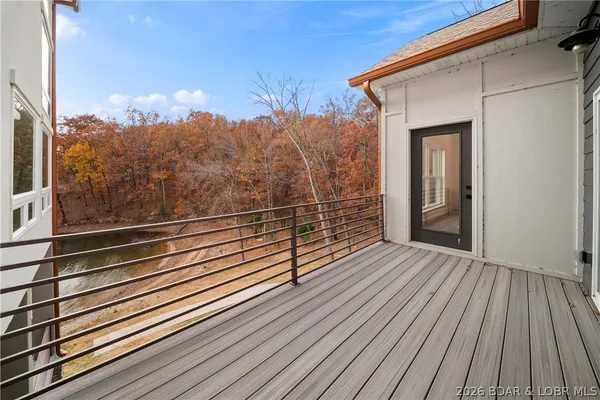 $1,899,000 | 154 Via Cresta Drive, Sunrise Beach, MO 65079