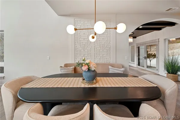 $1,899,000 | 154 Via Cresta Drive, Sunrise Beach, MO 65079