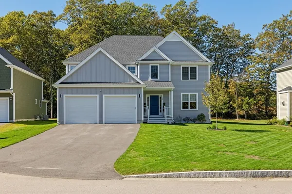 $1,100,000 | 26 Timber Crest Drive, Medway, MA 02053
