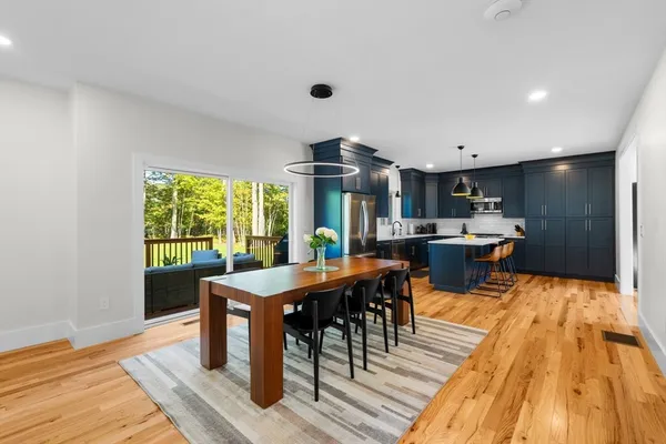 $1,100,000 | 26 Timber Crest Drive, Medway, MA 02053