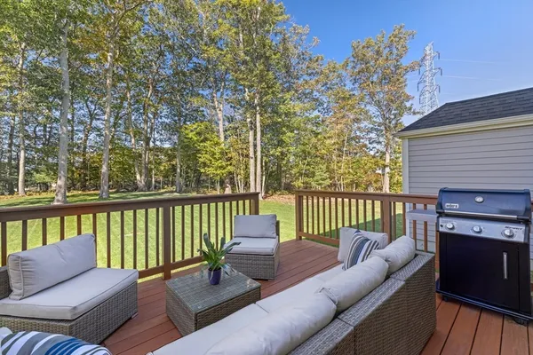 $1,100,000 | 26 Timber Crest Drive, Medway, MA 02053