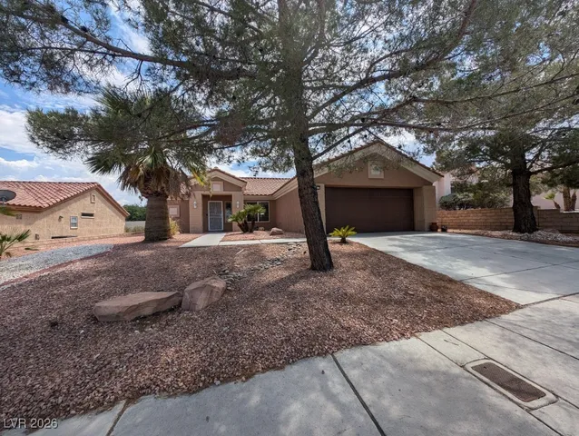 $1,750 | 10113 Cresent Creek Drive, Las Vegas, NV 89134