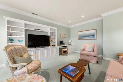 $1,189,000 | 70 Southport Place, Fairfield, CT 06890