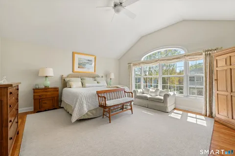 $1,189,000 | 70 Southport Place, Fairfield, CT 06890