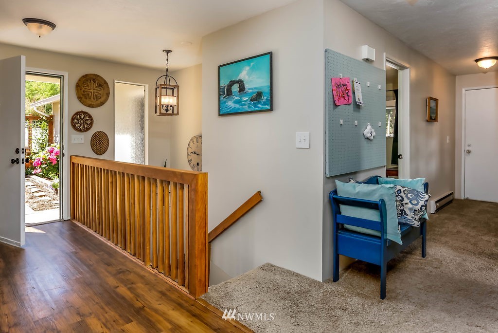 103 East Morris Road Coupeville, WA 98239 - Photo 4 of 25 Gallery Image 4
