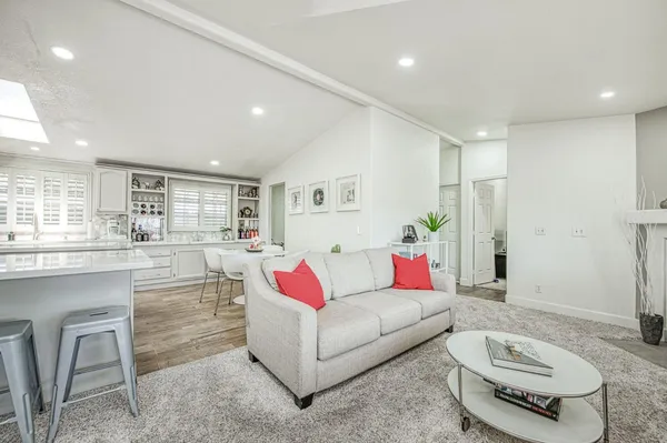 $199,000 | 2706 West Ashlan Avenue, Unit 331, Fresno, CA 93705