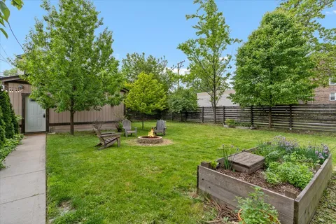 $545,000 | 3221 West Fulton Boulevard, Chicago, IL 60624