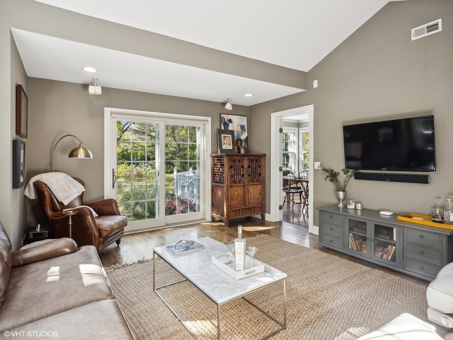 936 Raleigh Road Glenview, IL 60025 - Photo 13 of 37 Gallery Image 13
