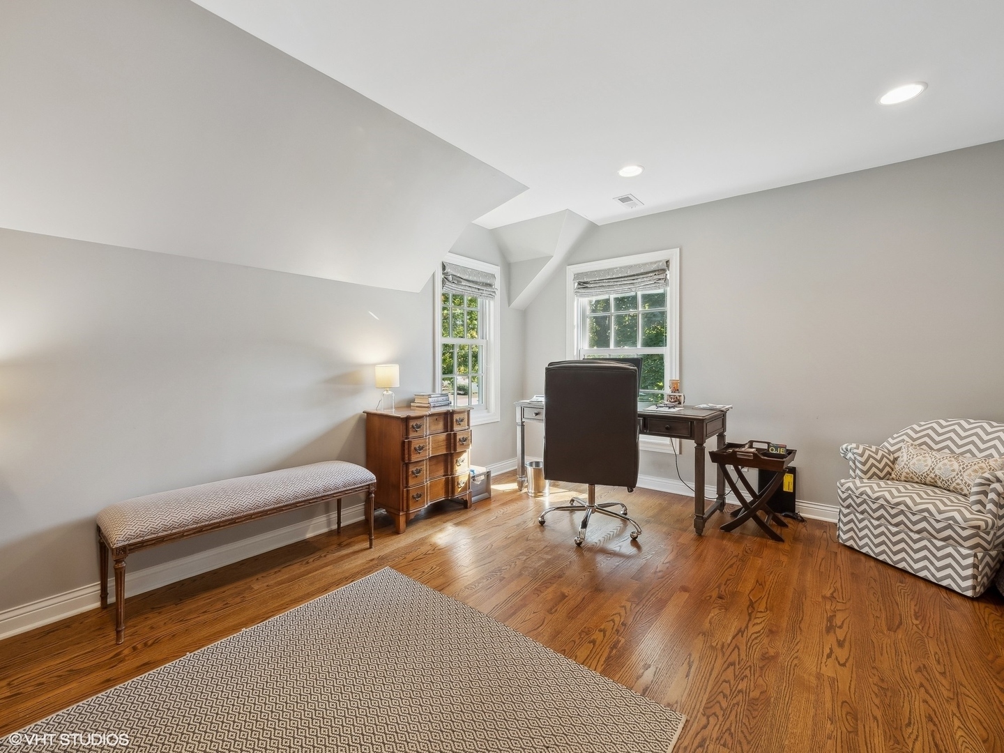 936 Raleigh Road Glenview, IL 60025 - Photo 27 of 37 Gallery Image 27
