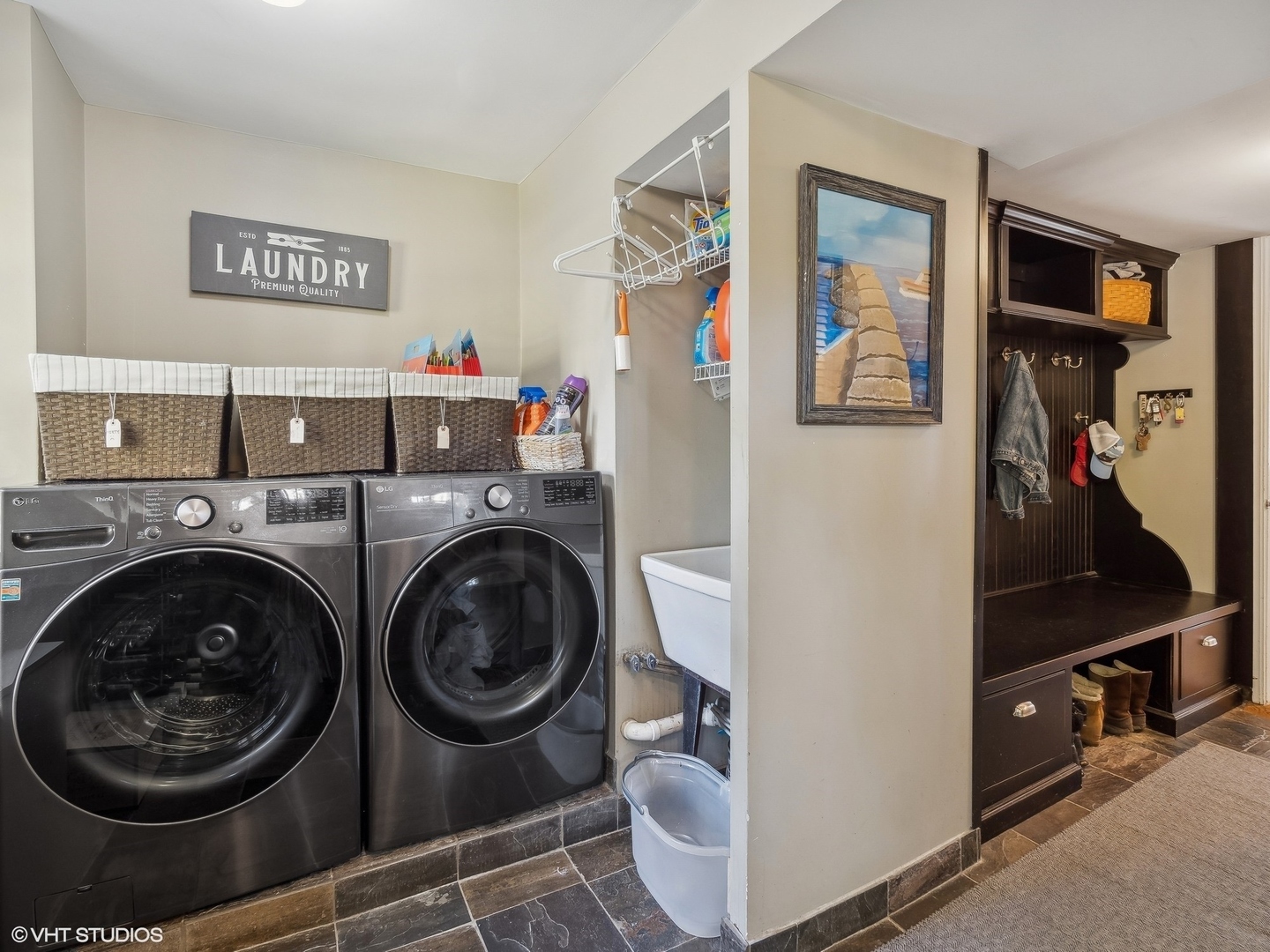 936 Raleigh Road Glenview, IL 60025 - Photo 31 of 37 Gallery Image 31