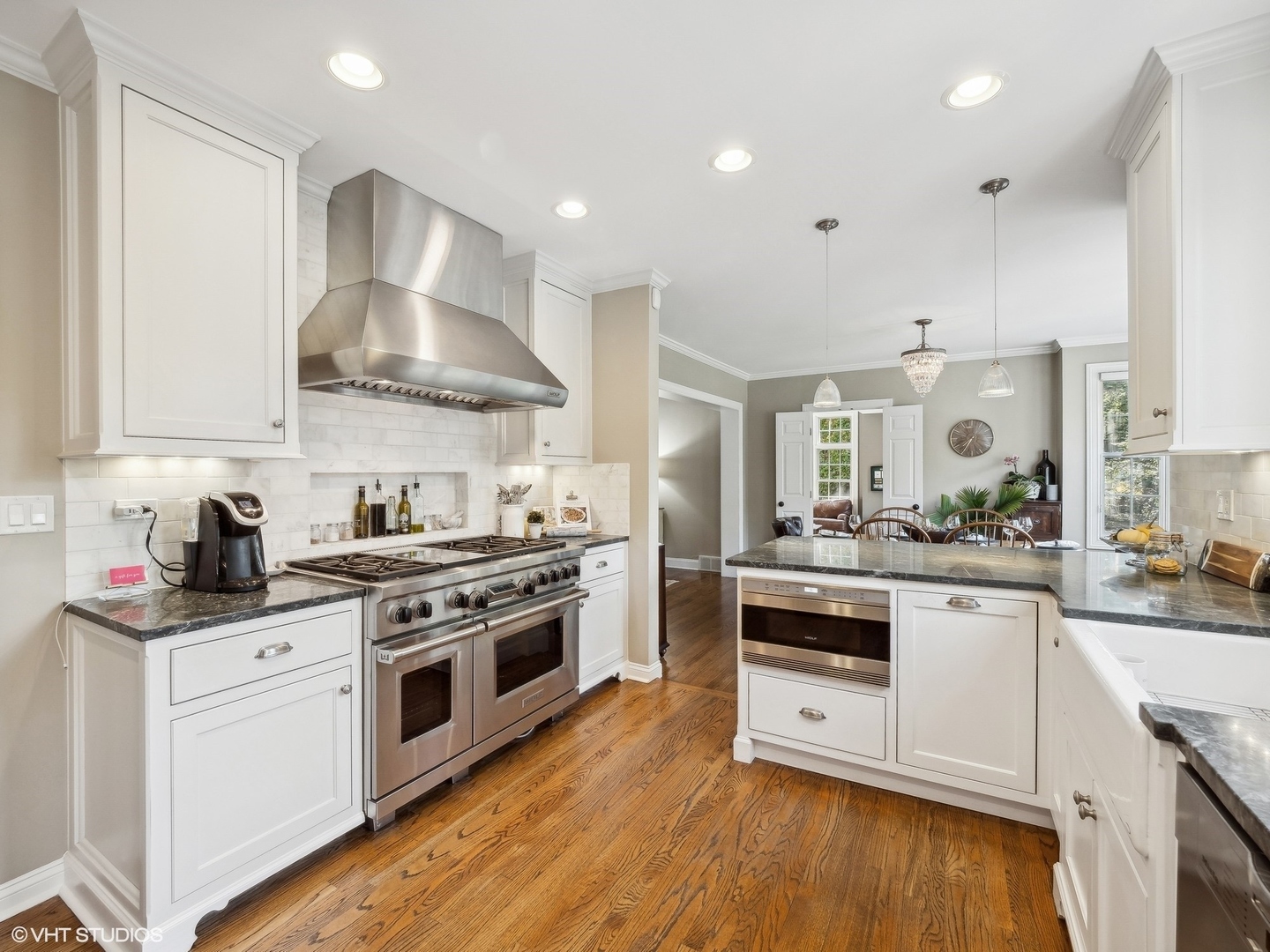 936 Raleigh Road Glenview, IL 60025 - Photo 9 of 37 Gallery Image 9