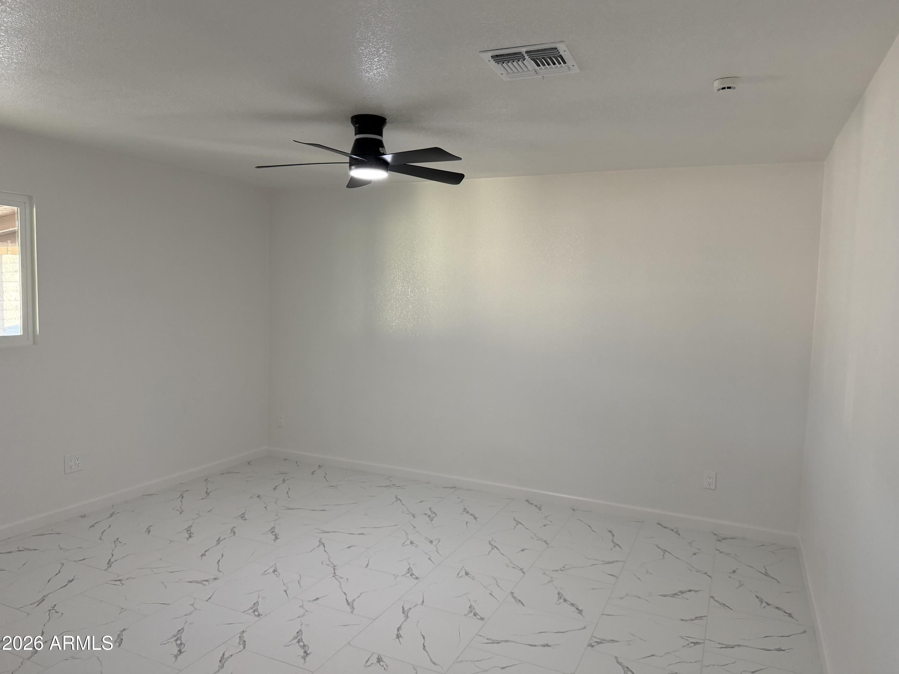 6829 West Monte Vista Road Phoenix, AZ 85035 - Photo 10 of 14