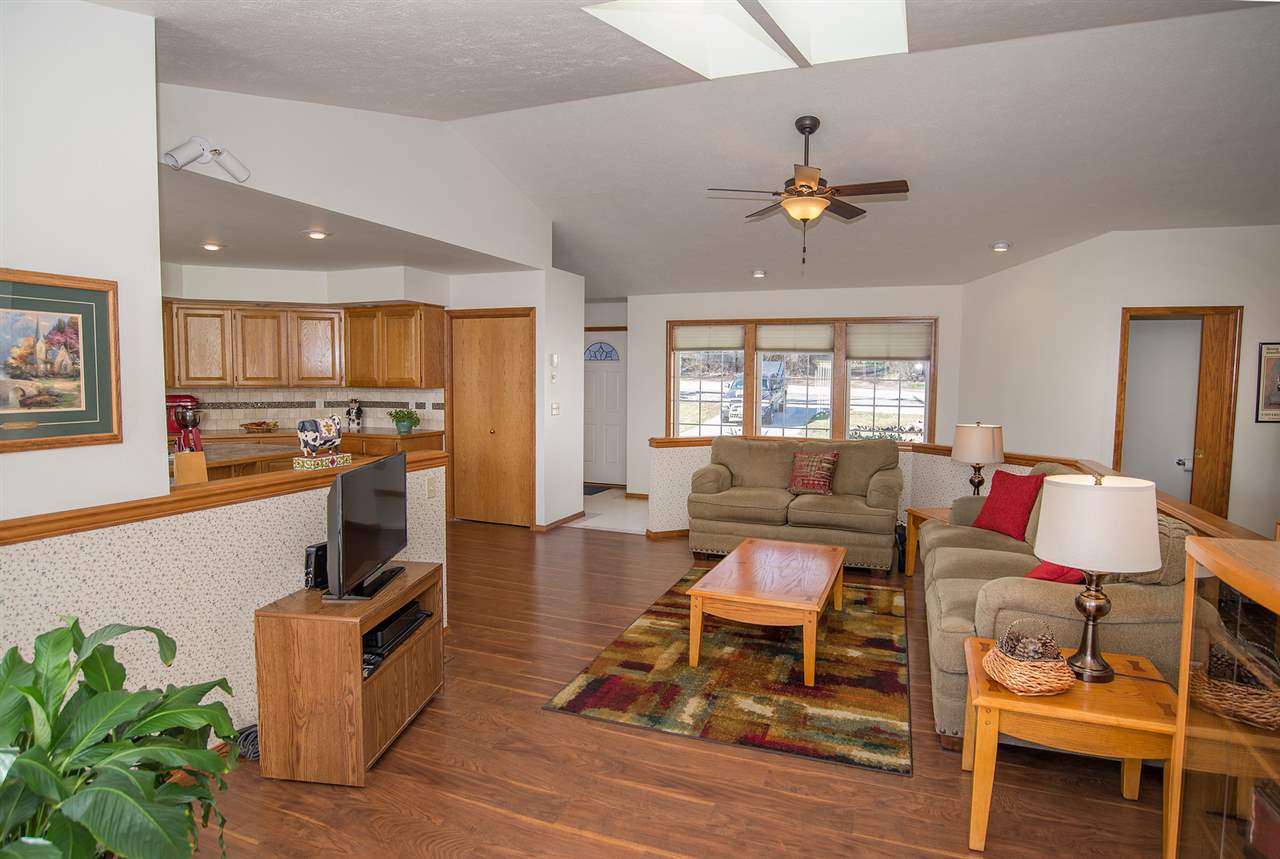 827 South Garry Road Liberty Lake, WA 99019 - Photo 5 of 20