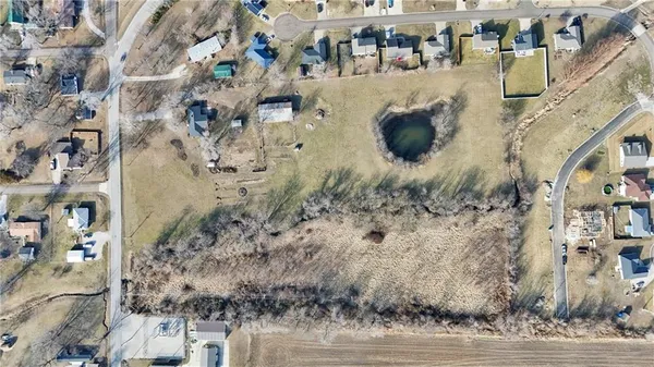 $415,000 | 24511 South State Route, East Lynne, MO 64743