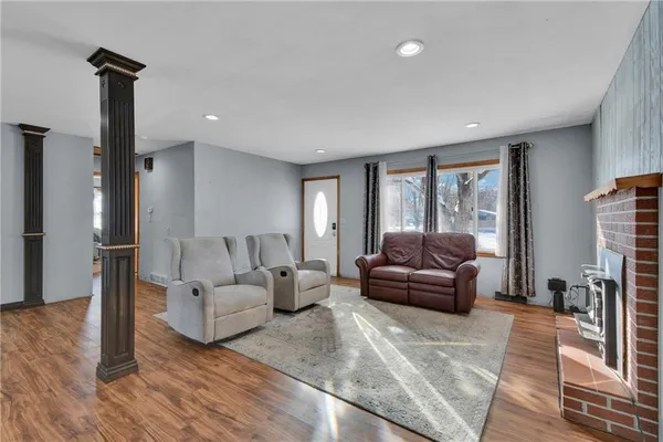 $415,000 | 24511 South State Route, East Lynne, MO 64743