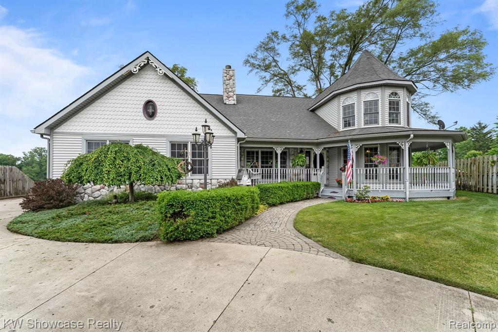 6476 Andersonville Road Waterford, MI 48346 - Photo 1 of 55