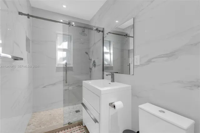 $2,200,000 | 760 Northeast 115th Street, Biscayne Park, FL 33161