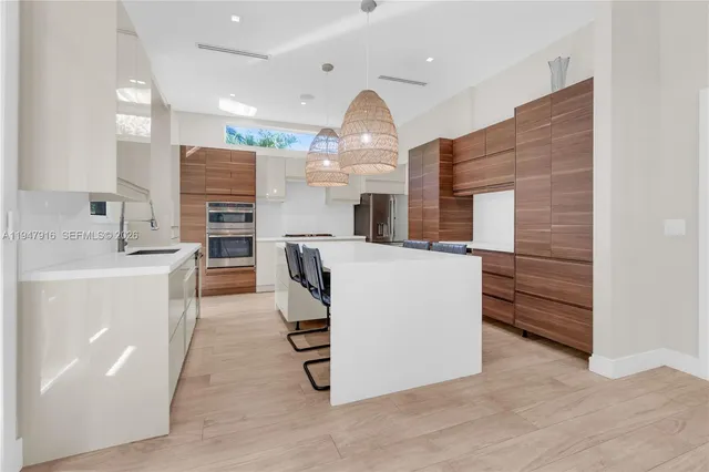 $2,200,000 | 760 Northeast 115th Street, Biscayne Park, FL 33161