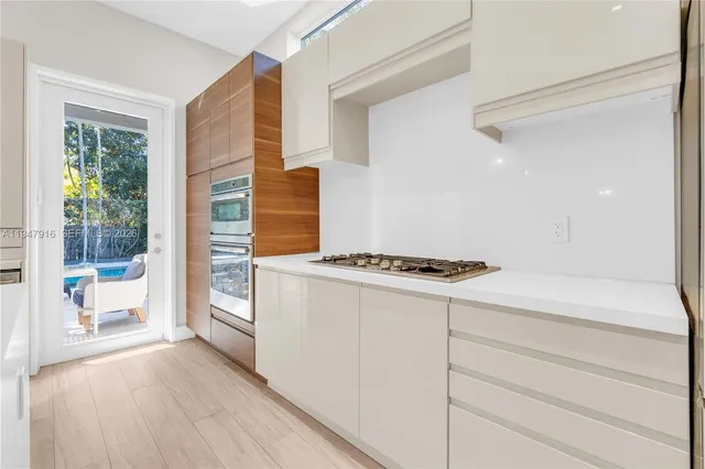 $2,200,000 | 760 Northeast 115th Street, Biscayne Park, FL 33161