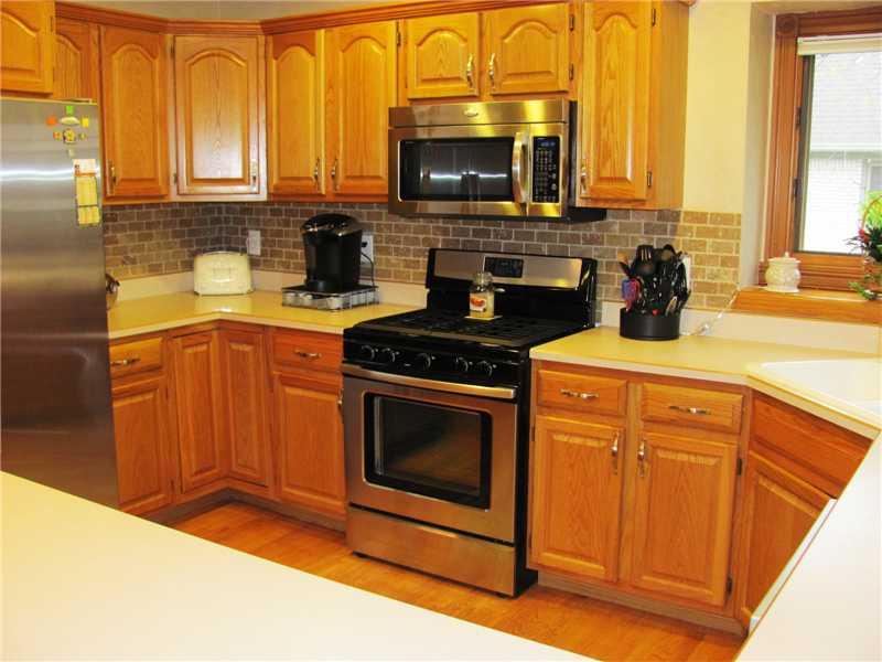 331 Sycamore Ridge Court Avon, IN 46123 - Photo 8 of 24 Gallery Image 8