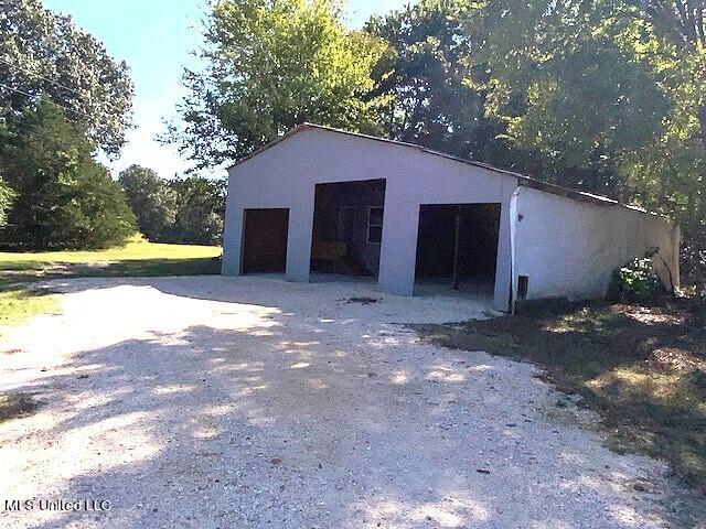 1784 Smart Road Como, MS 38619 - Photo 6 of 28 IMG_3684