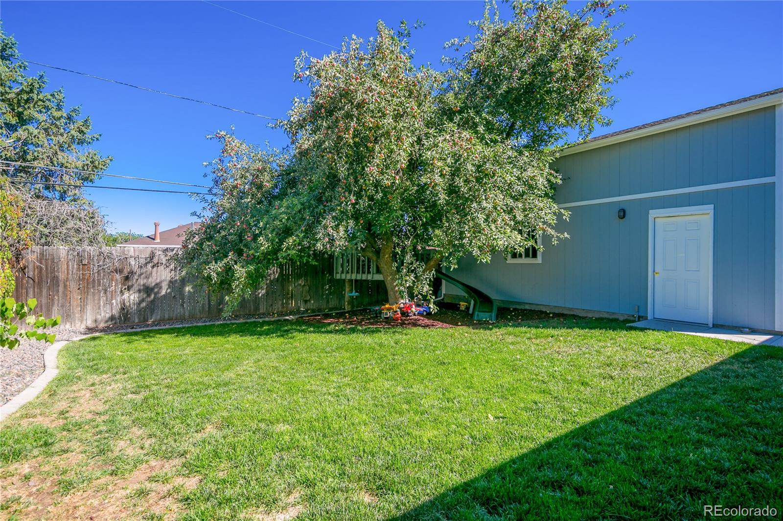 7240 Ruth Way Denver, CO 80221 - Photo 17 of 20 Gallery Image 17
