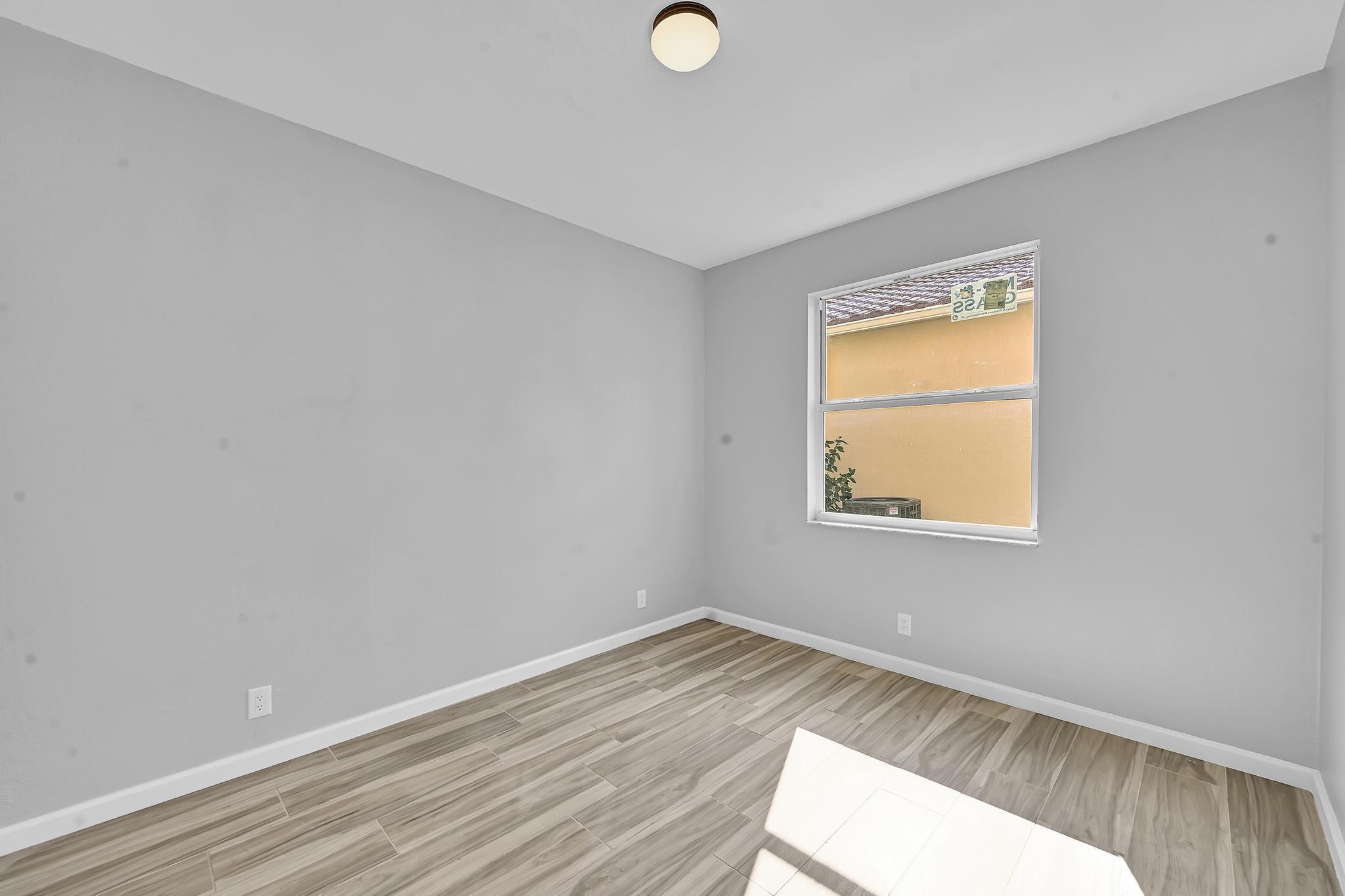 5557 Spanish River Road Fort Pierce, FL 34951 - Photo 19 of 28 Z63_0313