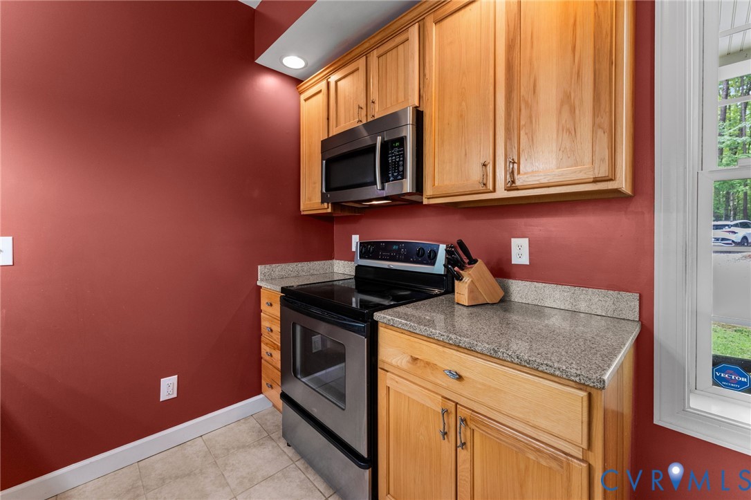 19107 Duval Road Moseley, VA 23120 - Photo 14 of 56