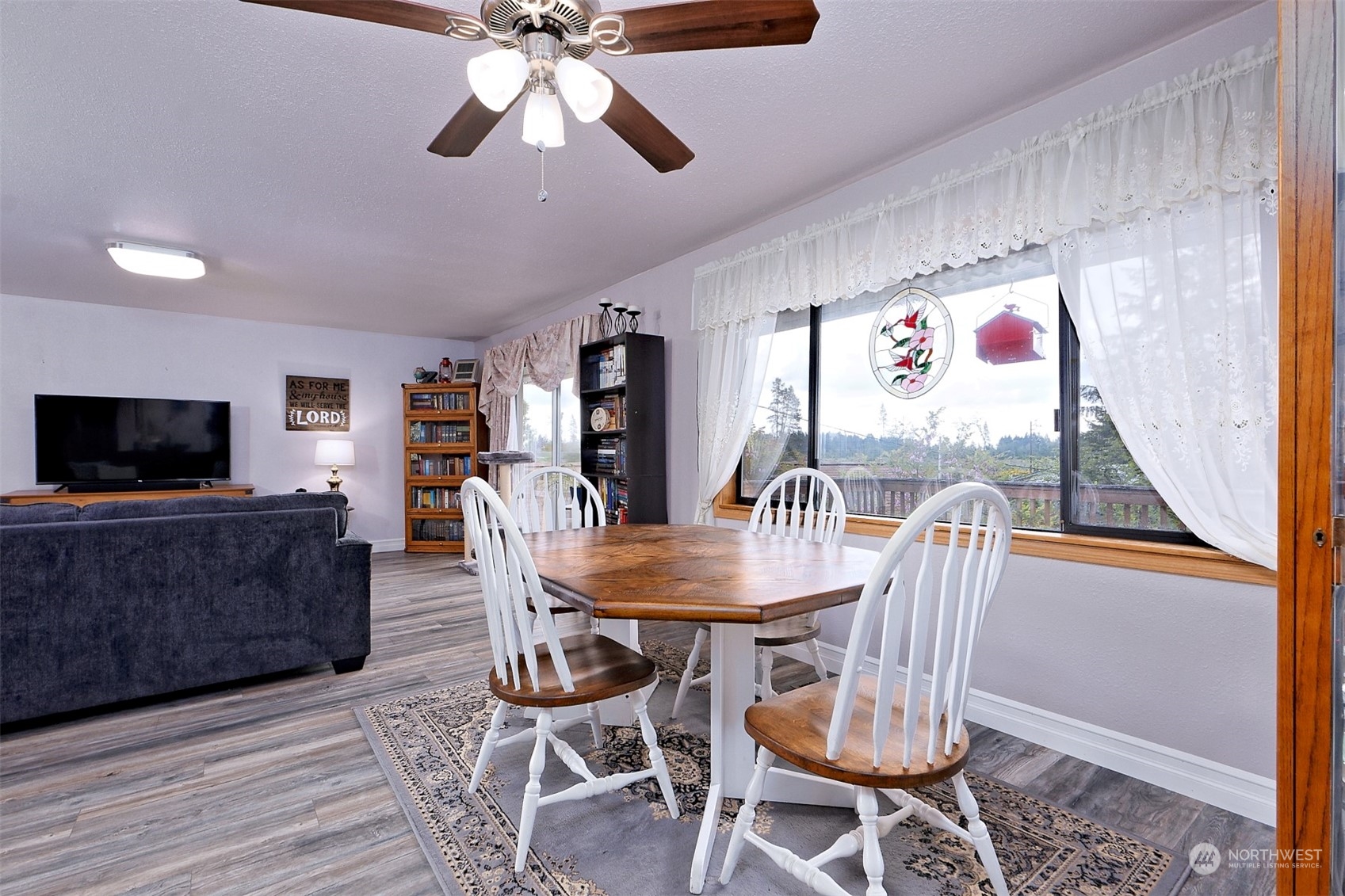 301 East Capital Prairie Road Shelton, WA 98584 - Photo 10 of 27 Gallery Image 10
