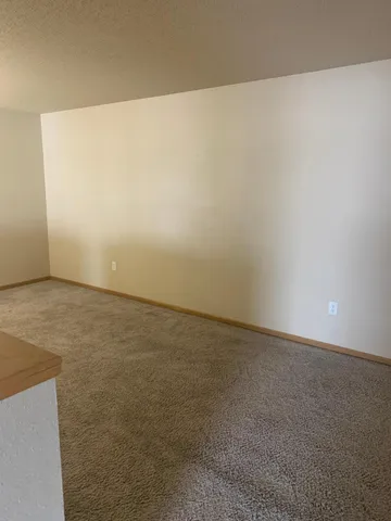 $1,575 | 4210 47th Street South, Unit G, Fargo, ND 58104