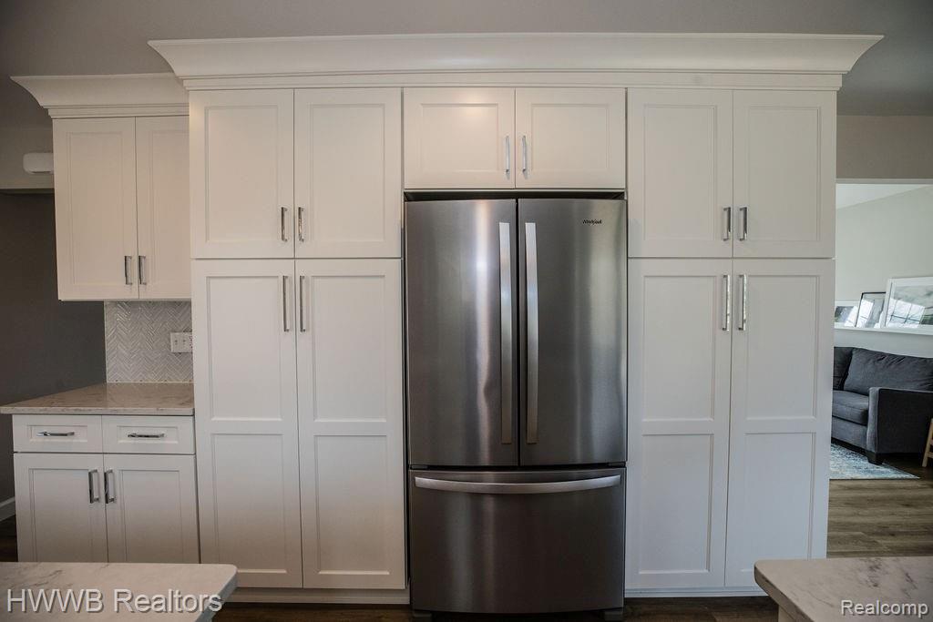 1944 Fairfield Drive Rochester Hills, MI 48306 - Photo 11 of 28