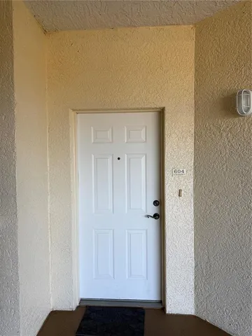 $2,150 | 6336 Buford Street, Unit 604, Orlando, FL 32835