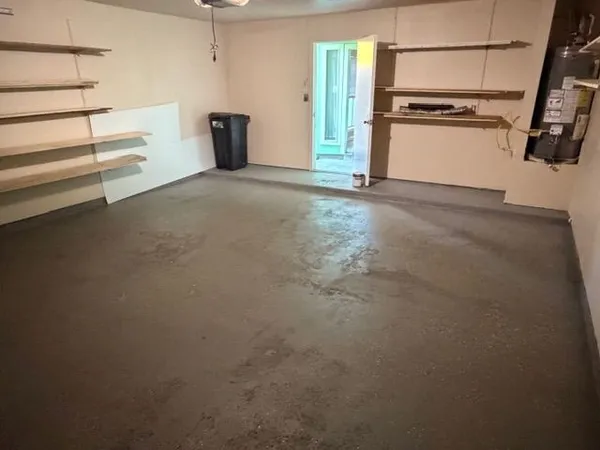 a view of a storage & utility room with washer and dryer