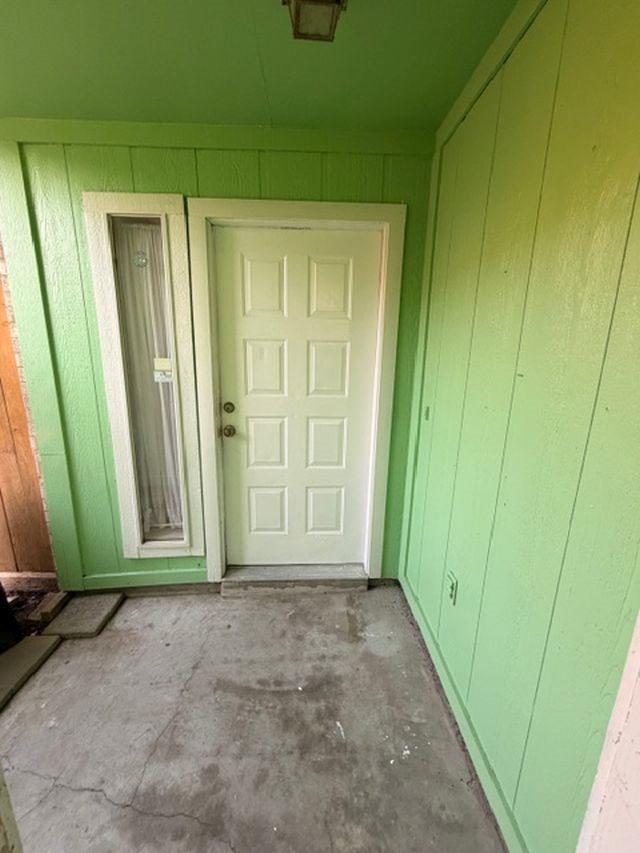 2955 Shadow Trail Drive Houston, TX 77082 - Photo 10 of 19 a view of front door