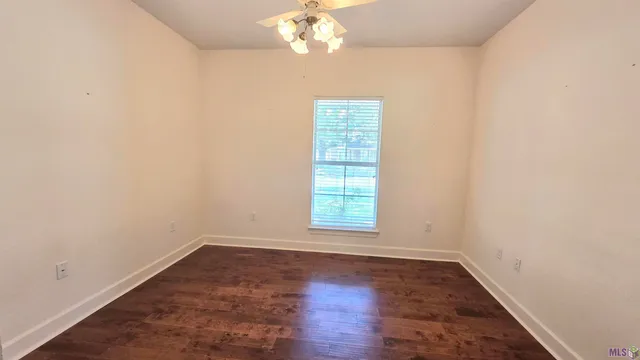 $2,500 | 822 Woodcliff Drive, Baton Rouge, LA 70815