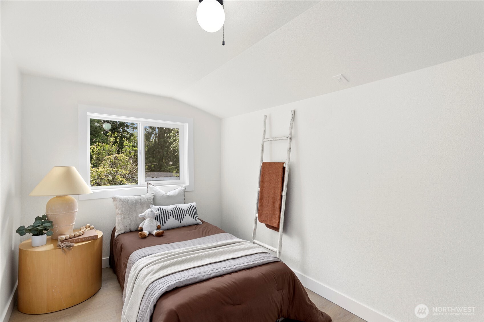8603 Renton Avenue South Seattle, WA 98118 - Photo 11 of 27 Gallery Image 11