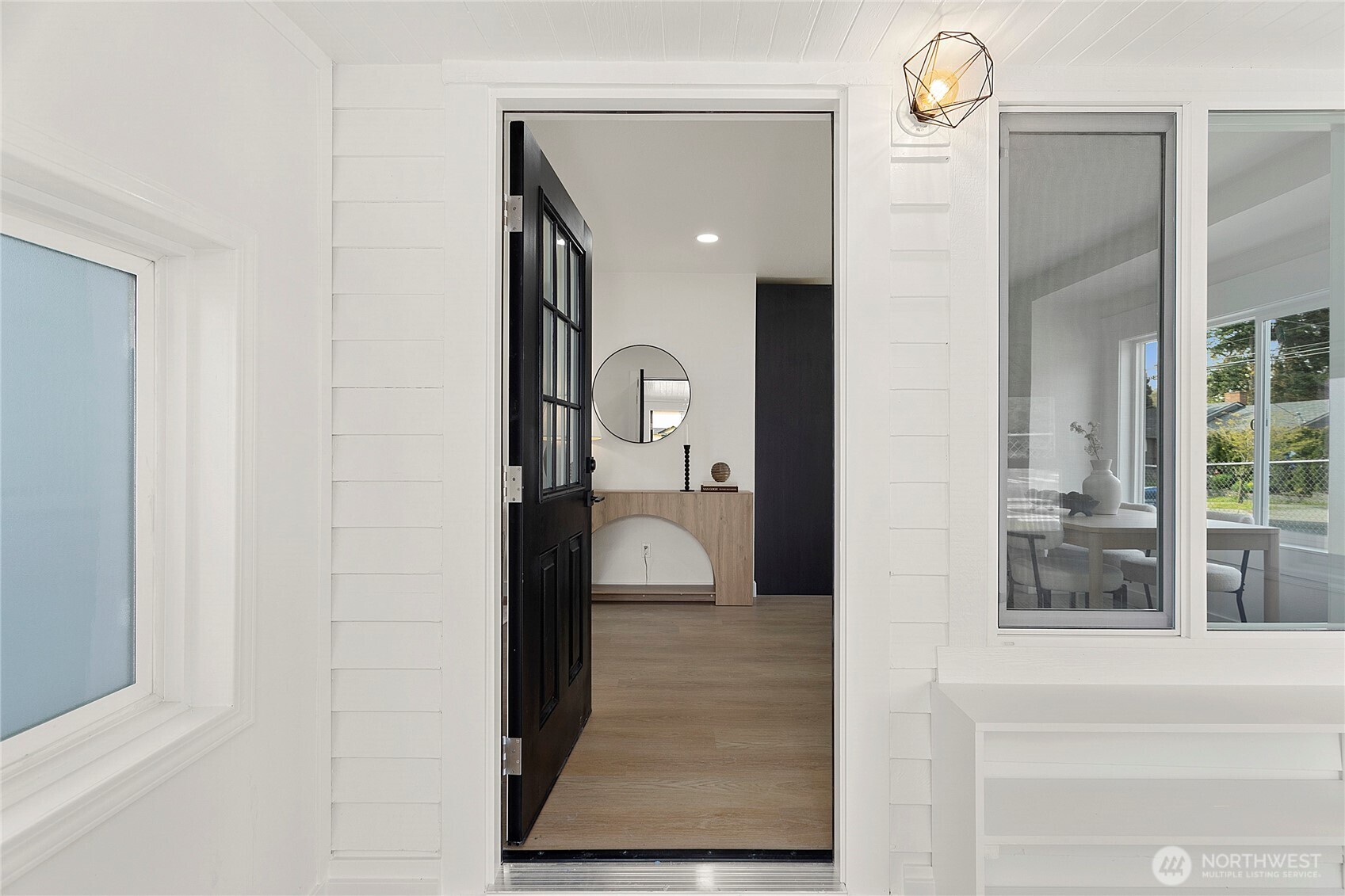 8603 Renton Avenue South Seattle, WA 98118 - Photo 2 of 27 Gallery Image 2