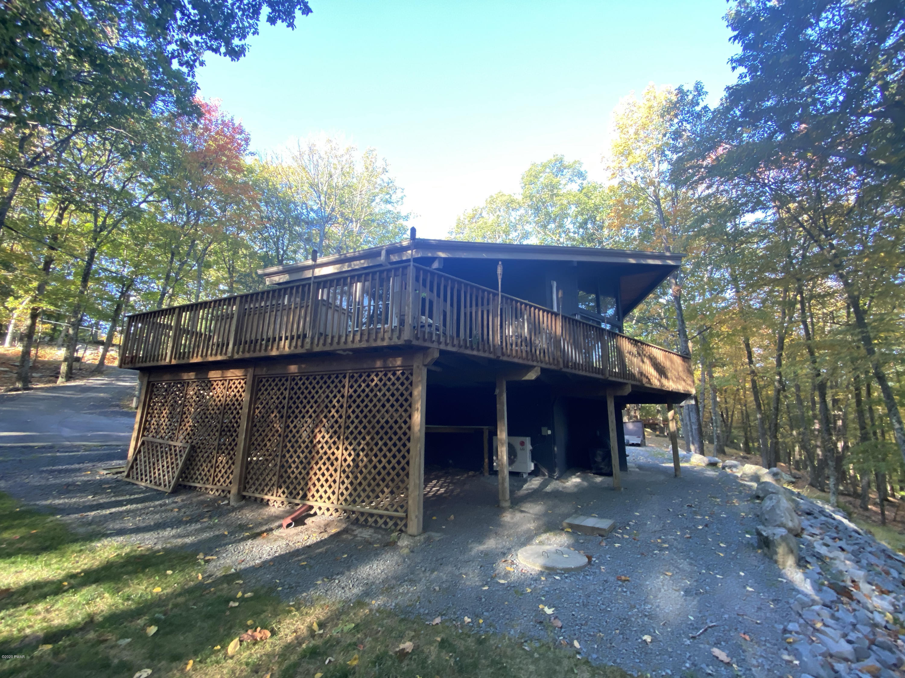 120 Eagle Crest Road Greentown, PA 18426 - Photo 2 of 22