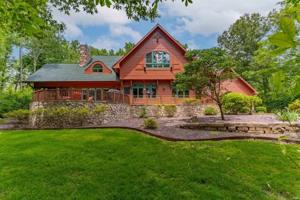 $925,000 | 1377 South Center Road, Boonville, IN 47601