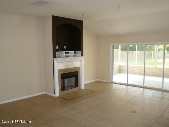1824 Big Branch Road Middleburg, FL 32068 - Photo 11 of 29 LIVING AREA (2)