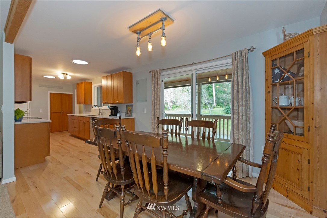 3528 Arvick Road Southeast Port Orchard, WA 98366 - Photo 9 of 40 Gallery Image 9