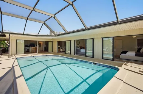 $1,735,000 | 608 Gladstone Lane, Holmes Beach, FL 34217